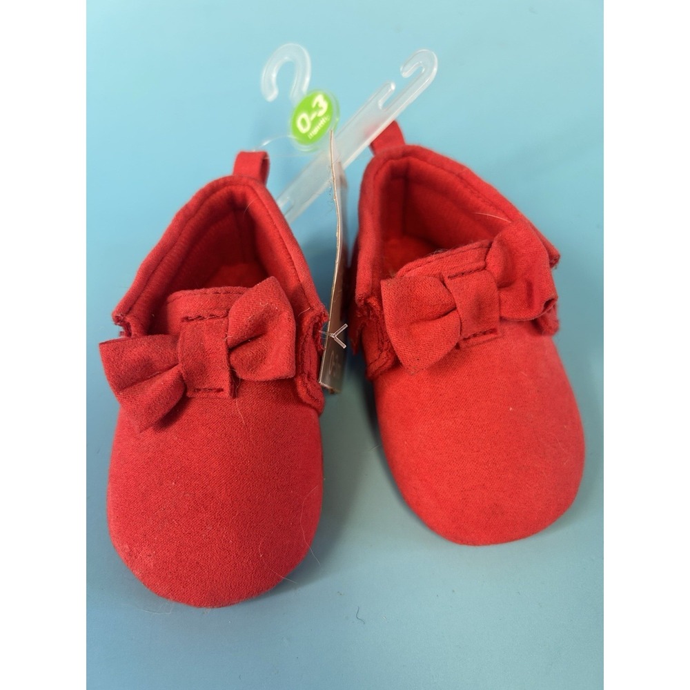 NEW Carters 0-3 mos‎ red moccasins with fringe.